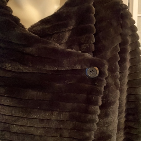 Faux Fur 3/4 Coat - Picture 1 of 6